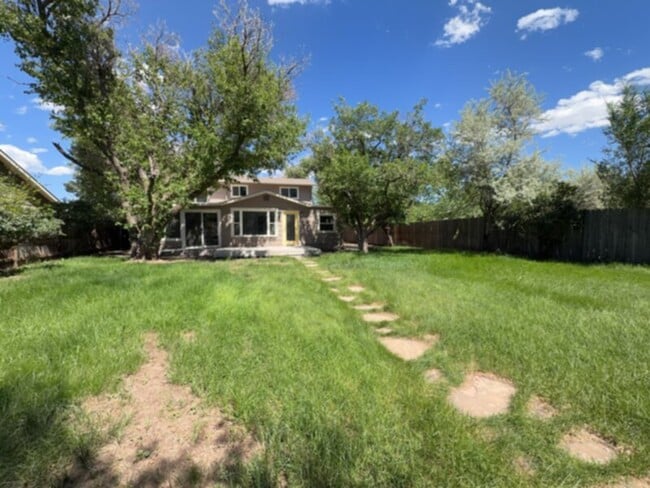 Building Photo - Welcome to your city retreat just minutes from downtown.