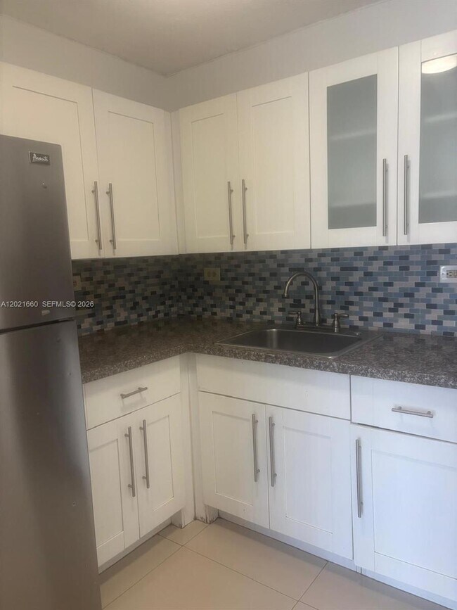Photo - 7120 NW 179th St Unit 106