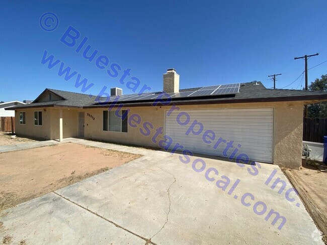 Building Photo - Just Listed in Apple Valley!!! Rental