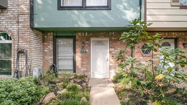 Photo - 11002 Hammerly Blvd Unit 141