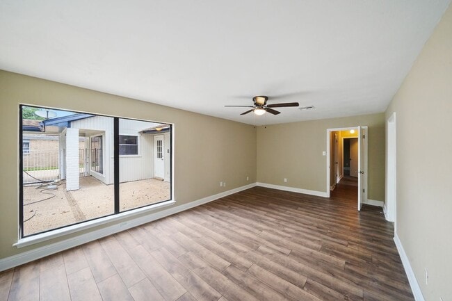 Photo - 3602 Cobleskill Ct