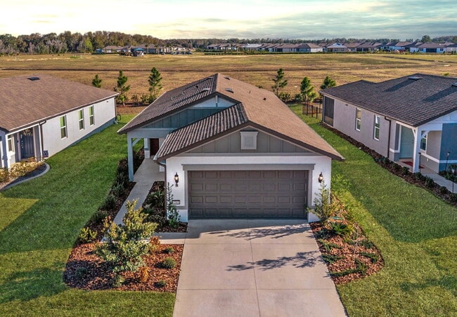 Building Photo - Live the Resort Lifestyle You’ve Been Waiting For in Stone Creek!