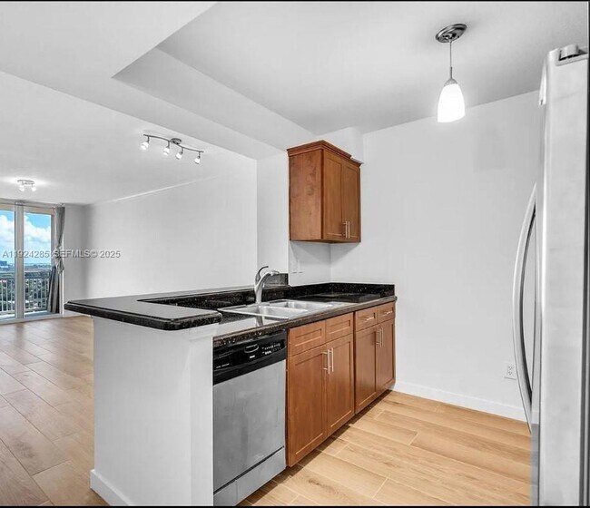 Photo - 2665 SW 37th Ave Unit 1501