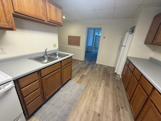 Photo - 110 Janesville St Unit #110