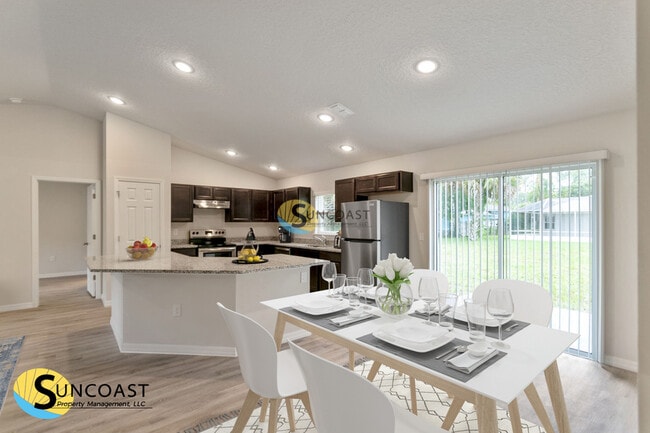 Photo - 8009 N Primrose Dr