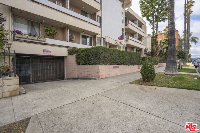 Photo - 425 S Kenmore Ave Unidad 311