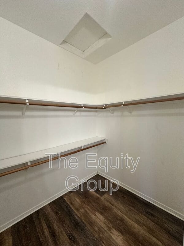 Photo - 1188 Bradley Ct