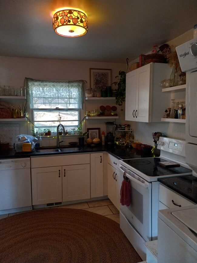 Photo - 109 David Ter