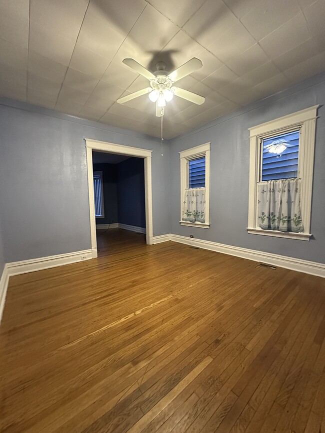 Photo - 3743 S Kedzie Ave