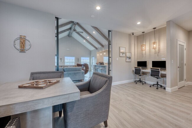 Braunfels Place apartments — community photo
