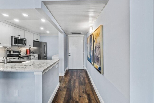 Photo - 14 Royal Palm Way Unit 504