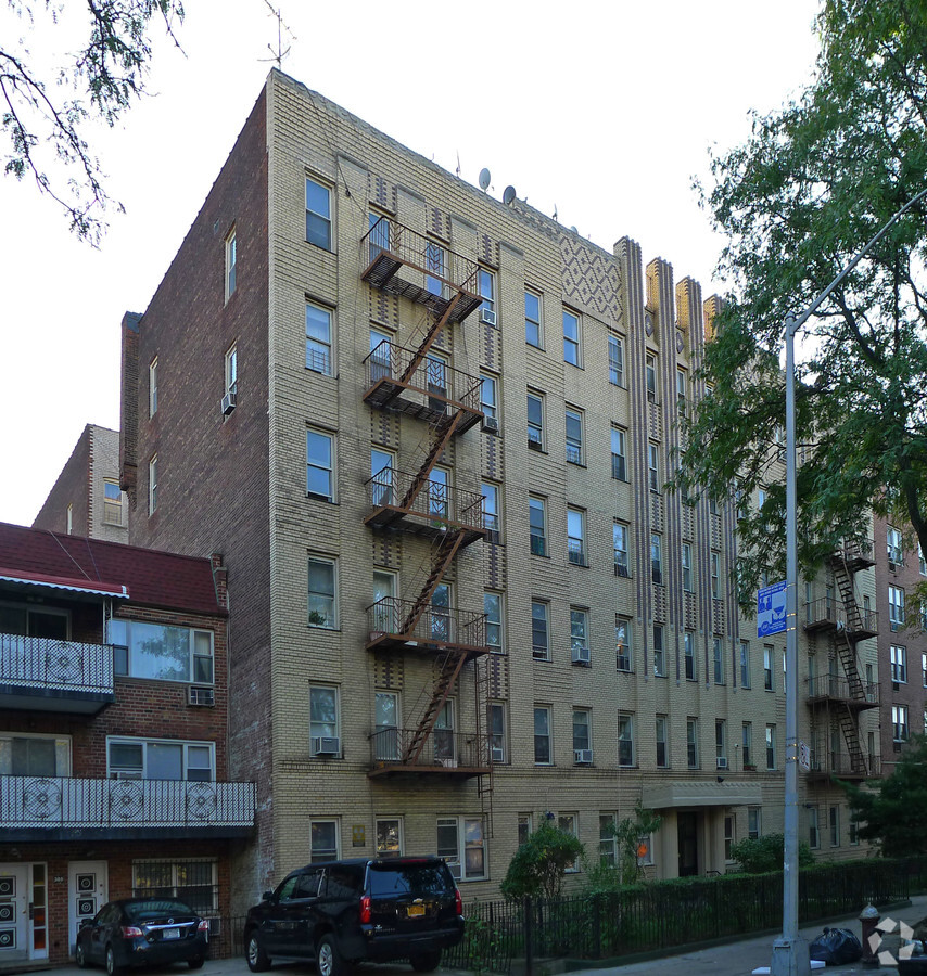 387 Ocean Parkway - 387 Ocean Parkway Apartments