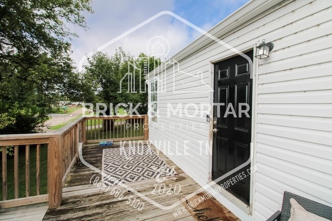 Photo - 2417 Fillmore Ave