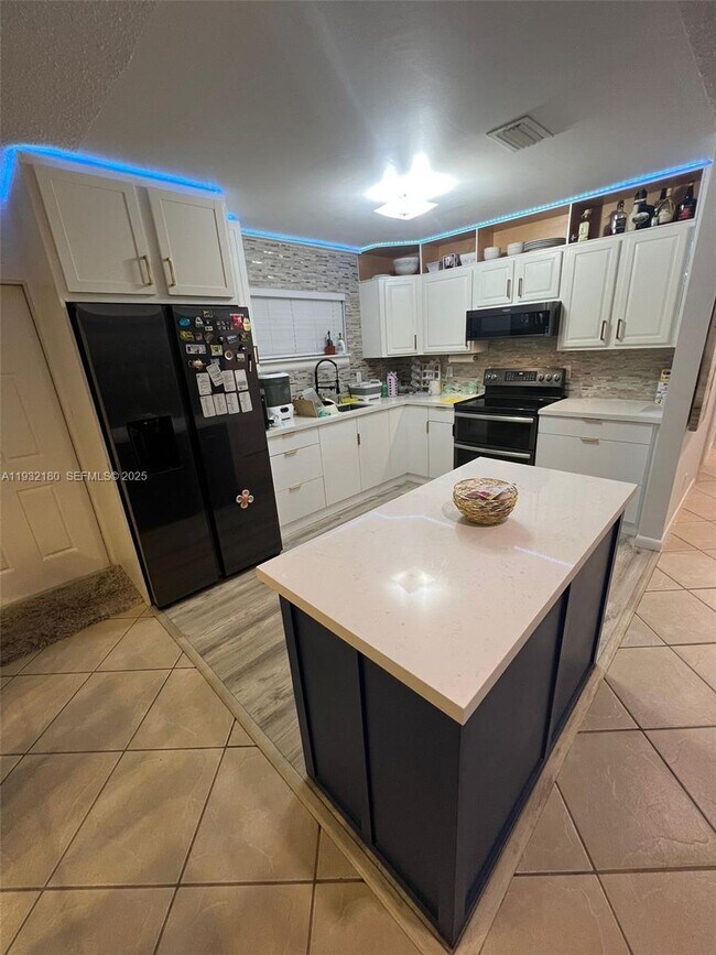 Photo - 2317 NW 6th Ct