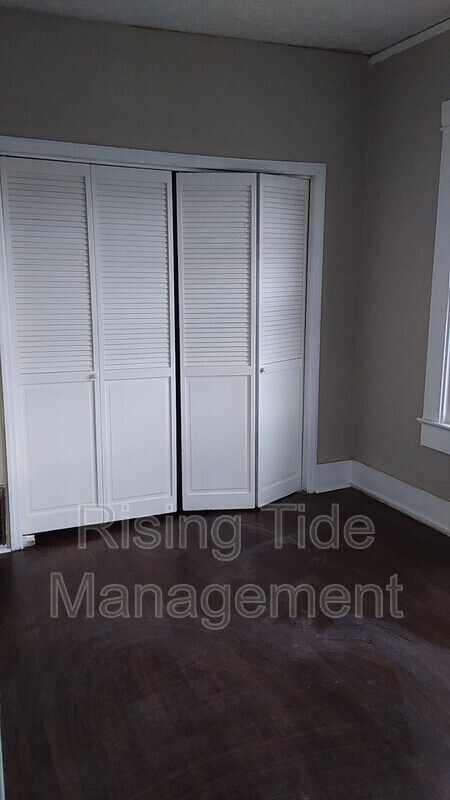 Photo - 200 9th Ct W