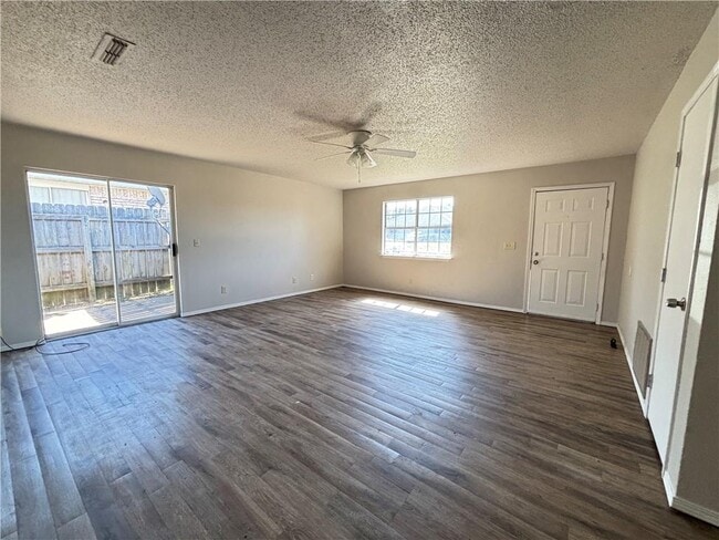 Photo - 3166 Singletree Ave