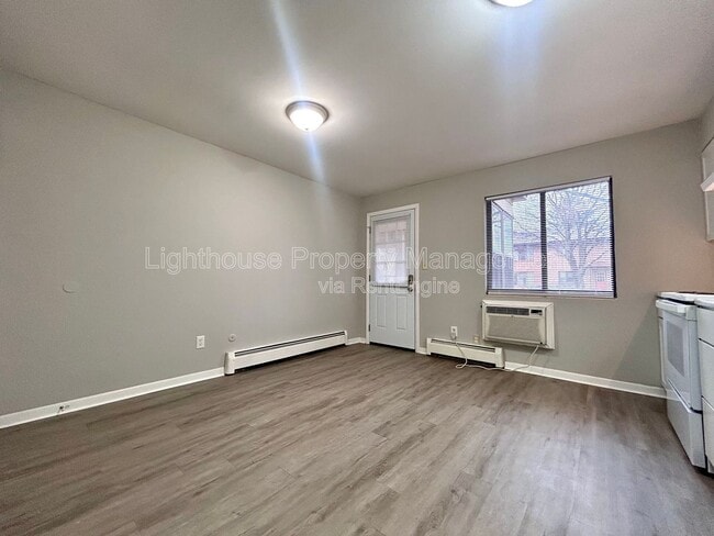 Photo - 2235 29th St SW Unidad 1