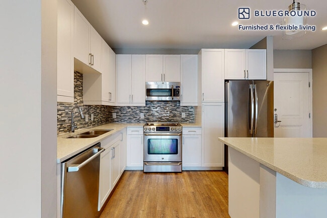 Photo - 240 E Shore Rd Unidad FL4-ID1172A