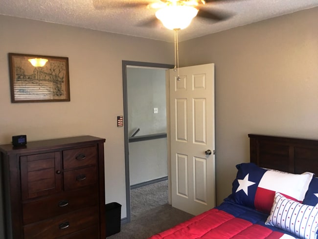 Photo - 9030 Mountain Field Dr