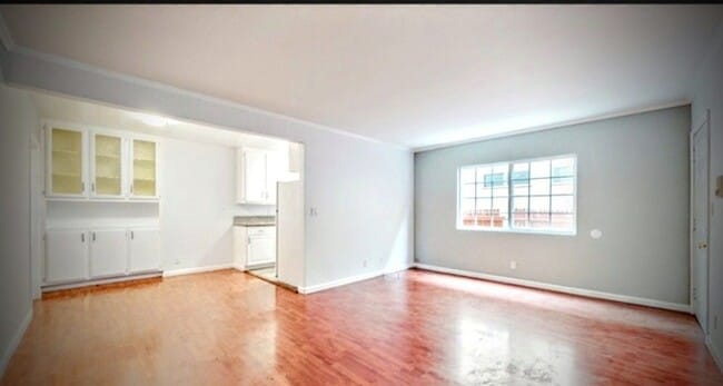 Photo - 3740 Veteran Ave