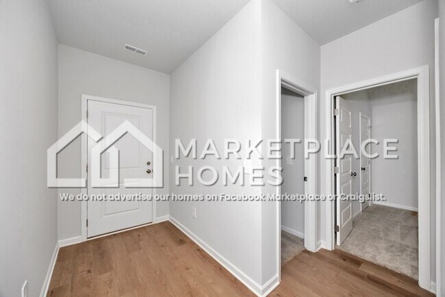 Photo - 187 Olde Hearth Rd