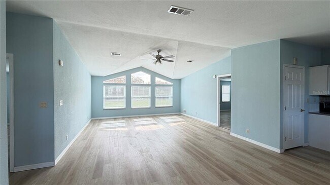 Photo - 1831 Winchester Ct