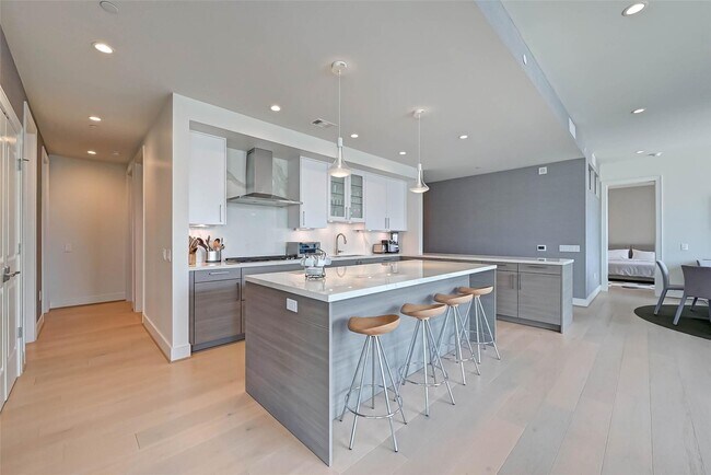Photo - 2047 Westcreek Ln Ln