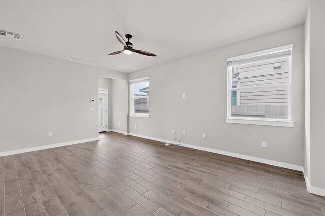 Photo - 116 Appleberry Ln