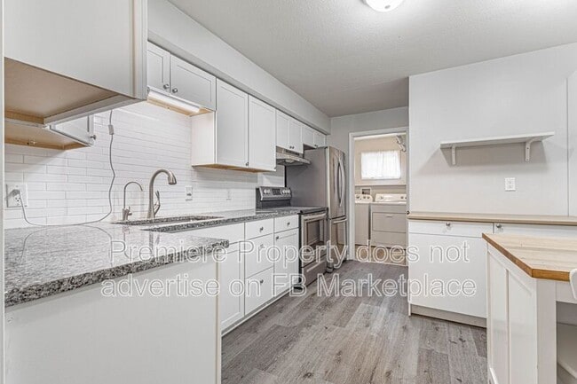 Photo - 5709 W 75th St