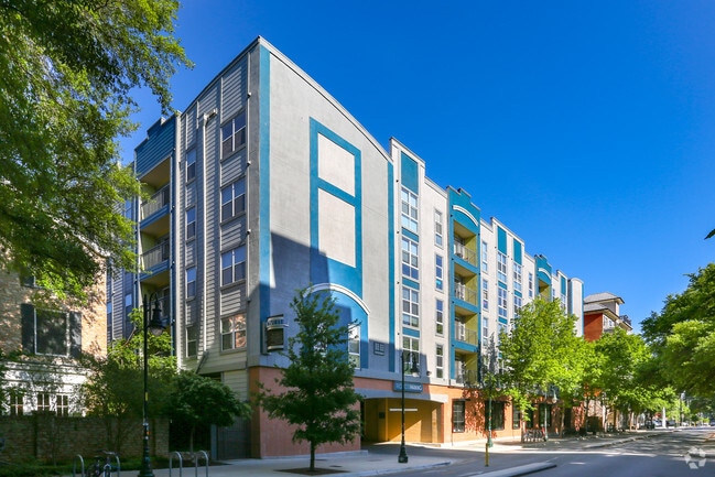 Primary Photo - Sparq on Rio