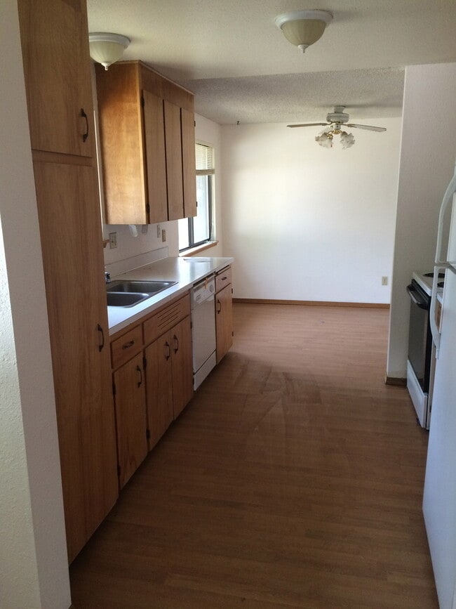 Photo - 4 Bedroom Home Under Radio Hill