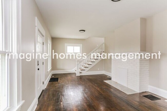 Photo - Charming 3 Bedroom Home in Columbus!