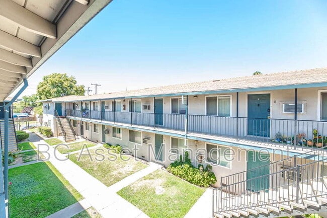 Building Photo - 1932 Ethan Way Unit 11 Rental