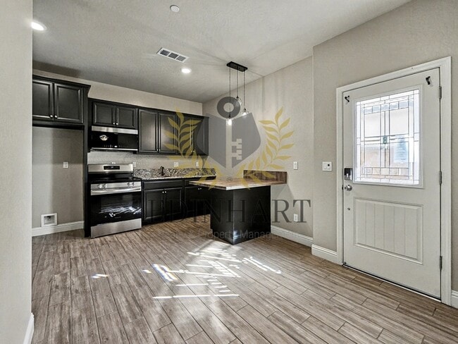 Photo - 1132 S Simon St