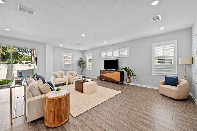 Photo - 5834 S MacDill Ave
