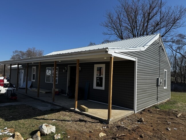 Building Photo - 126 Connector Rd