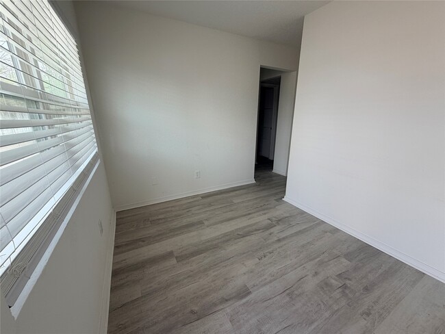 Building Photo - 12302 Boreas Dr Unit 3