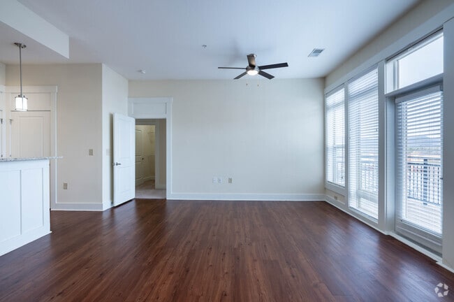 2BR, 2BA Living Room