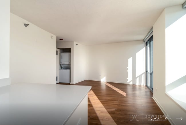 Photo - 645 N Kingsbury St