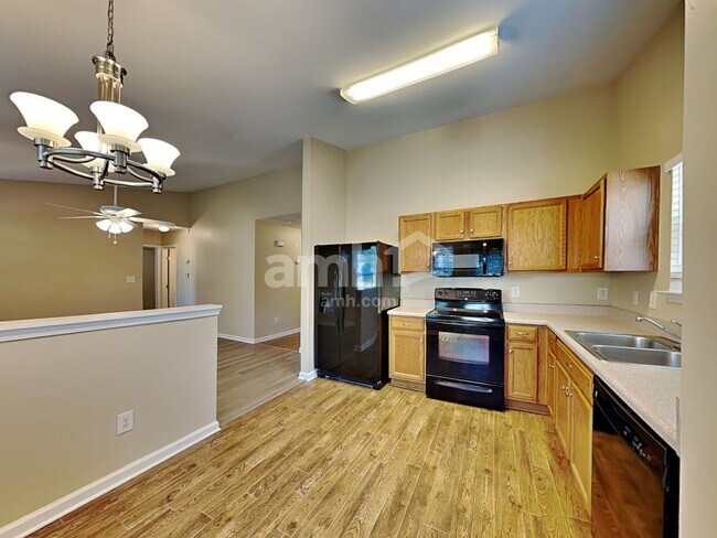 Photo - 229 N Weststone Blvd