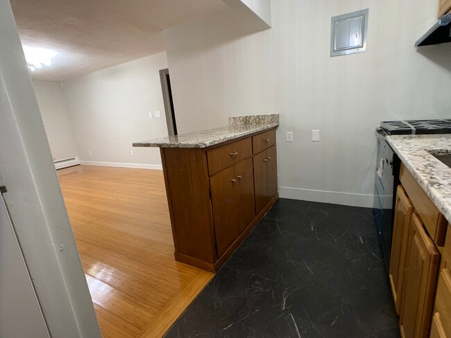 Photo - 10 Commonwealth Ct Unidad 4