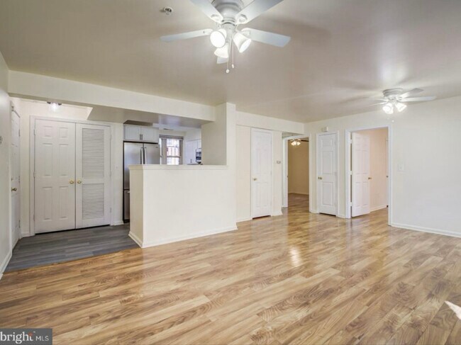 Photo - 345 Oakdale Pl NW