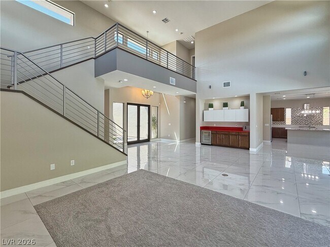 Photo - 2 Sugarberry Ln