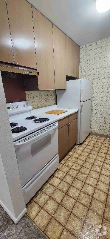 Building Photo - 225 29th St Dr SE Rental