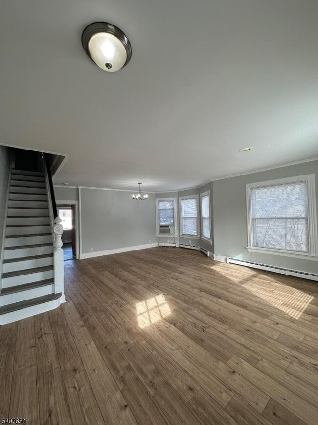 Building Photo - 112 Park St