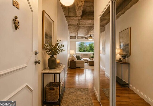 Photo - 2479 Peachtree Rd NE Unit 305