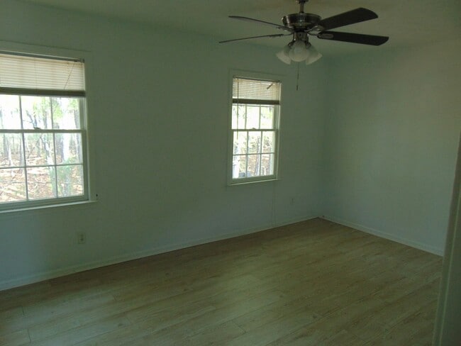 Photo - 1750 Southgate Ln SE