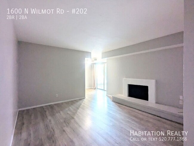 Photo - 1600 N Wilmot Rd Unit #202