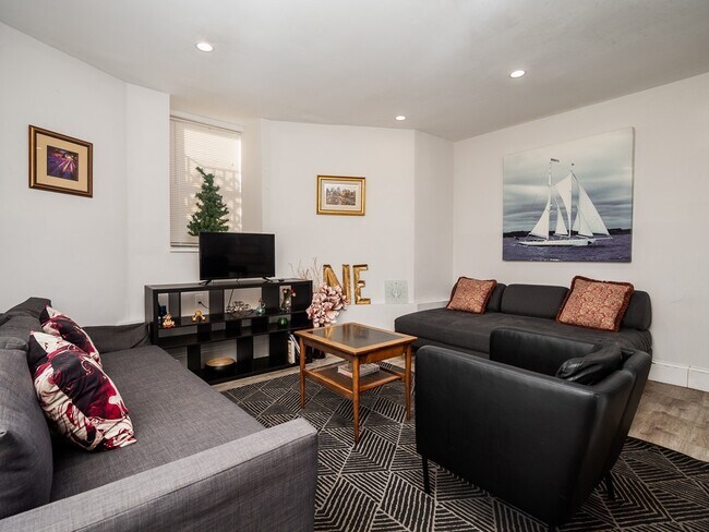 Photo - 2 Buckley Ave Unit U1