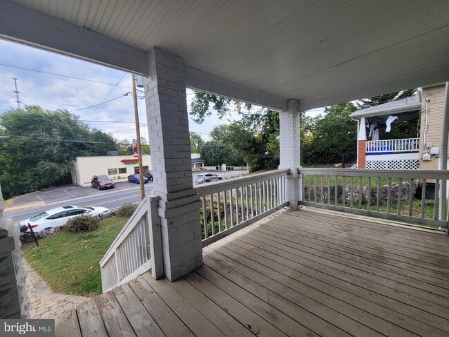 Photo - 235 Millwood Ave